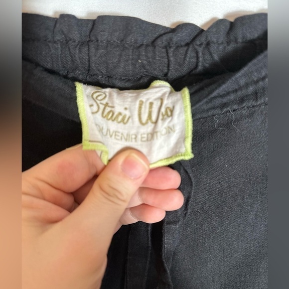 Staci Woo Black Wide Leg Capri Pants - Picture 3 of 3